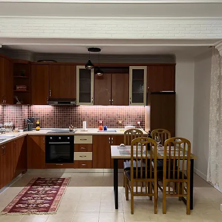 Apartment Chestnut Yard Tirana