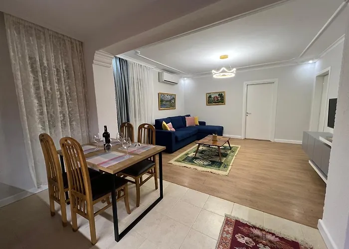 Chestnut Yard Apartman Tirana